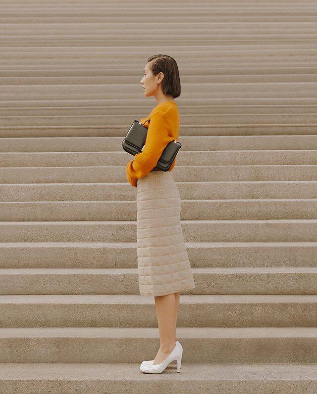 how to style sweaters 0